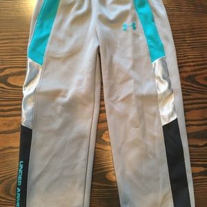 Boys under armour pants size 5